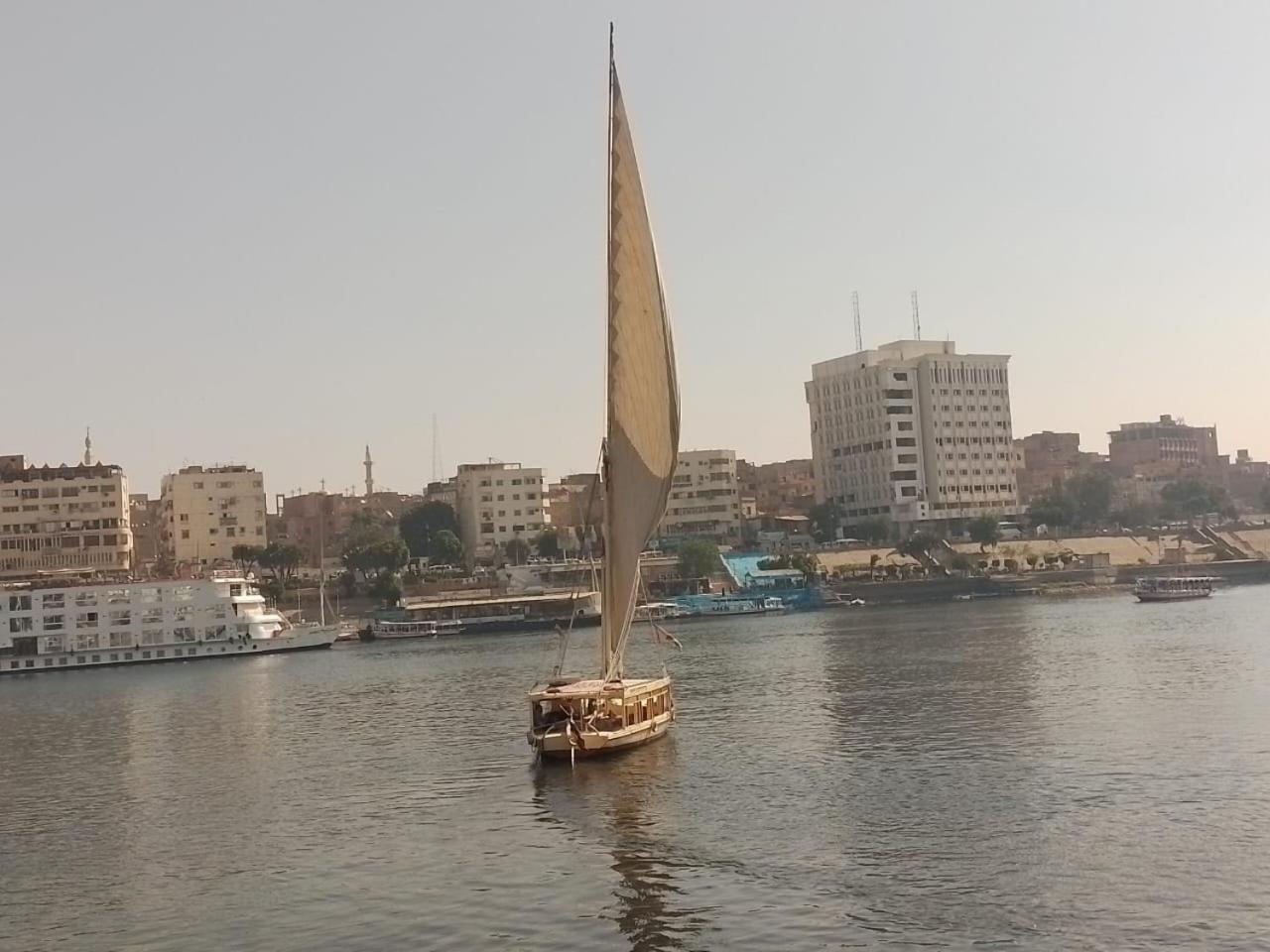 Hotel Nile Felucca Adventure Asuán Exterior foto