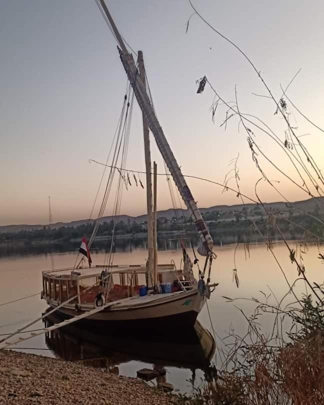 Hotel Nile Felucca Adventure Asuán Exterior foto