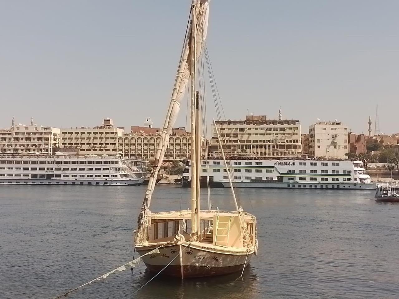 Hotel Nile Felucca Adventure Asuán Exterior foto